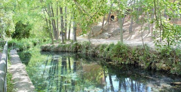 Reflejos en el agua. Las Fuentes del Marqués, Caravaca de la Cruz