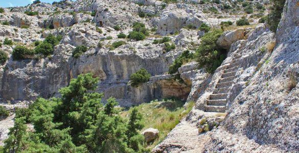 Poblado íbero Castellar de Meca Turismo Misterio