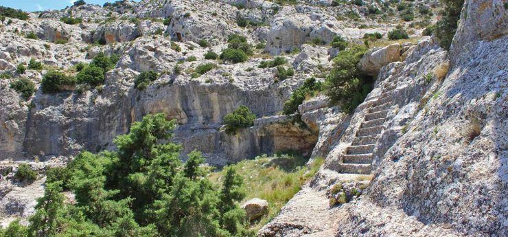 Poblado íbero Castellar de Meca Turismo Misterio